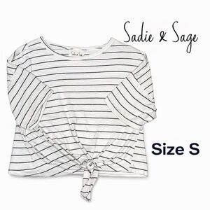 Sadie & Sage Striped Tie Front Crop Top Small White Black Short Sleeve EUC